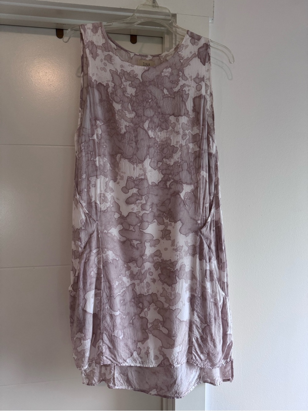 Tina Jo Light Mauve Watercolor Print Sleeveless Shift Dress